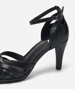 CLOU, Sandaletter