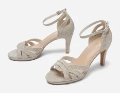 CLOU, Sandaletter