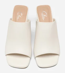 CLOU, Sandaletter