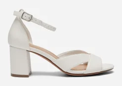 CLOU, Sandaletter