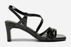 CLOU, Sandaletter med remmar
