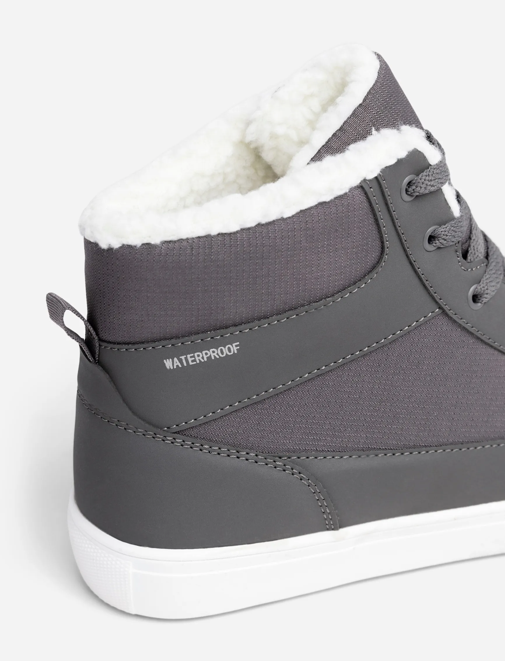 LEJON, Varmfodrade höga sneakers waterproof