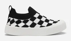 Mino, Sock sneakers