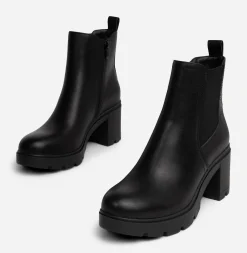 VOX, Boots