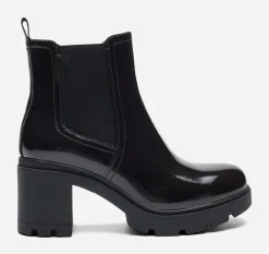 VOX, Boots