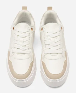VOX, Sneakers