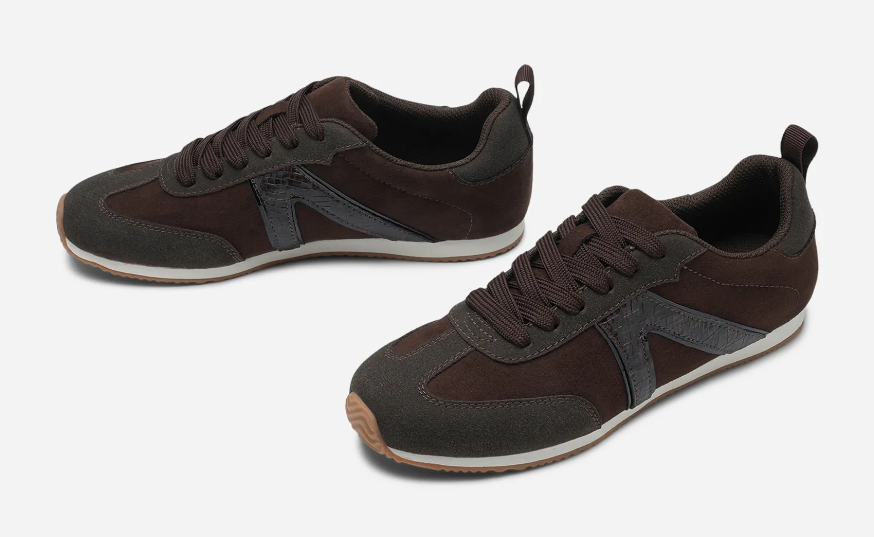 VOX, Sneakers