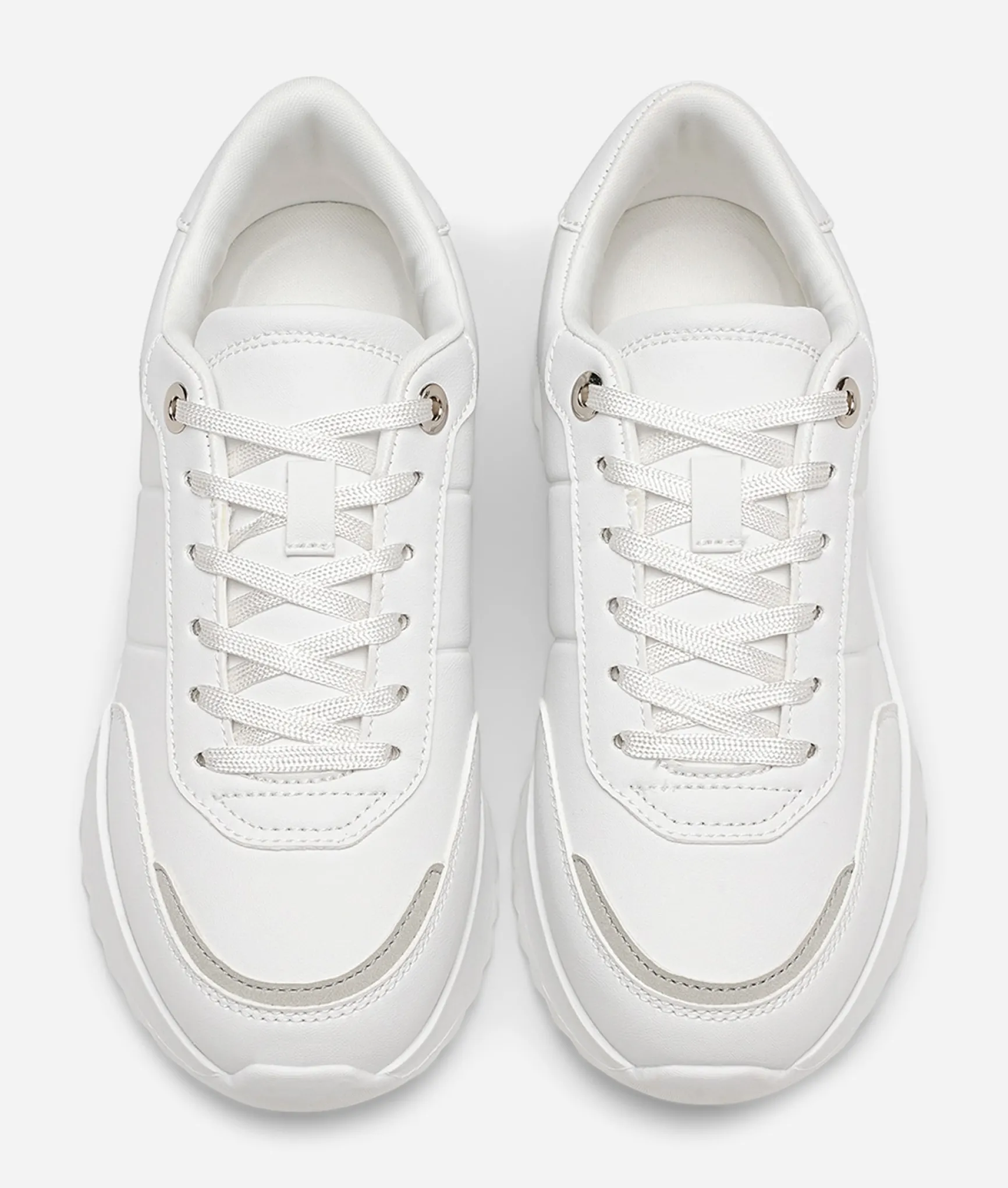 VOX, Sneakers