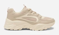 VOX, Sneakers