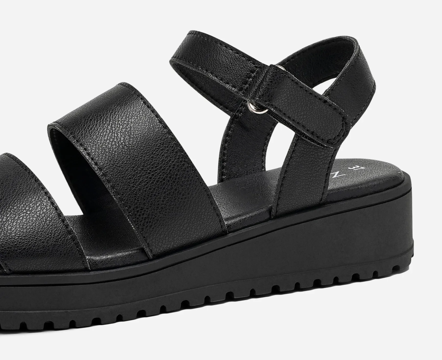 ZOEY, Sandaletter med platåsula